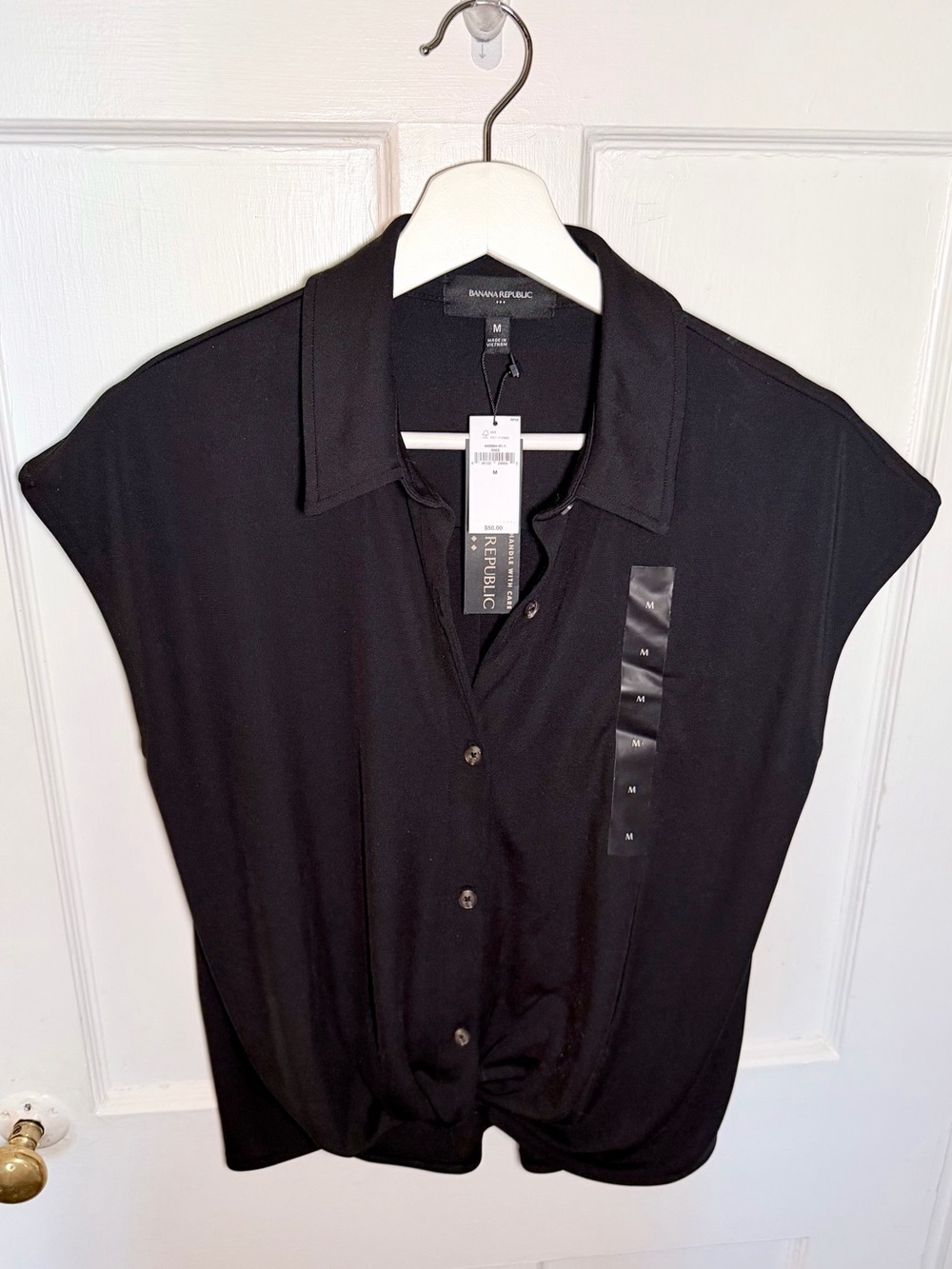 Black Cap-Sleeve Knot Hem Button up